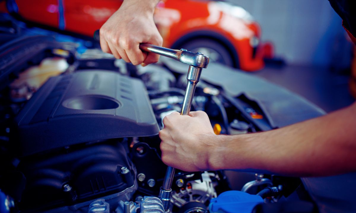 Why Lubricant Oil Is Critical for Your Vehicle’s Health